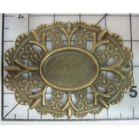 Decoración de metal dorada....