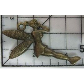 Decoración de metal dorada....