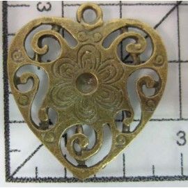 Decoración de metal dorada....