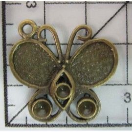 ecoración de metal dorada....