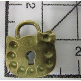 Decoración de metal dorada....